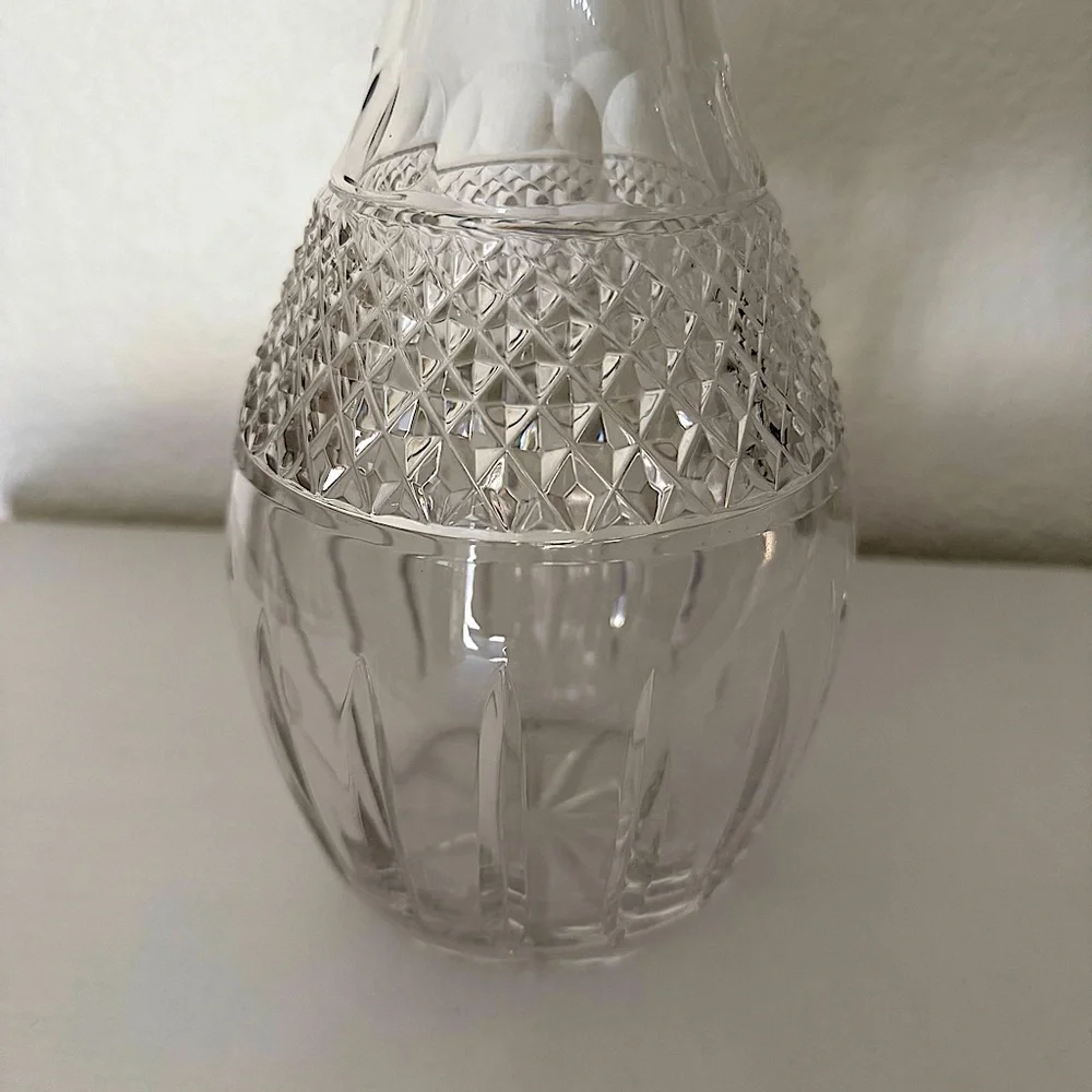 VTG Crystal Decanter/Acorn Shaped Stopper 16” High